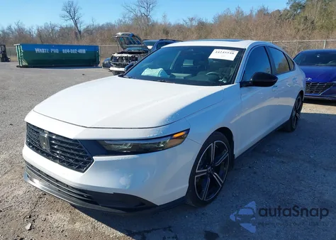 2025 Honda Accord Hybrid Sport z USA, uszkodzony, nr VIN 1HGCY2F57SA023293